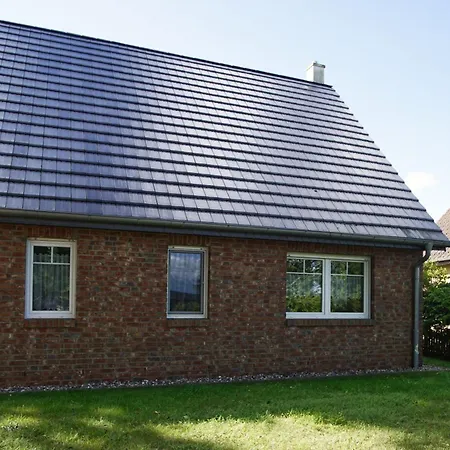 Ferienhaus Strandnahes Ferienhaus Mit Ueberdachter Terrasse Und Kamin - Ferienhaus Lobbe